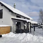 U Kempu 아파트